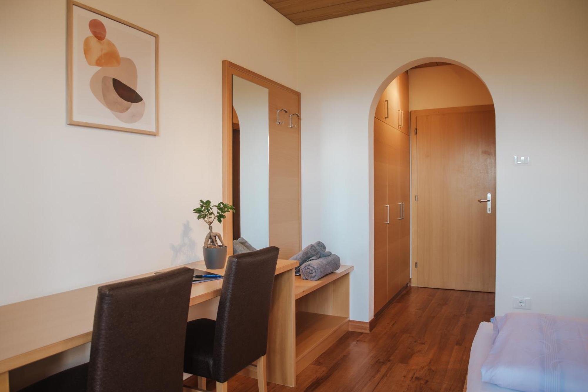 Hotel Elisabeth Merano Bagian luar foto
